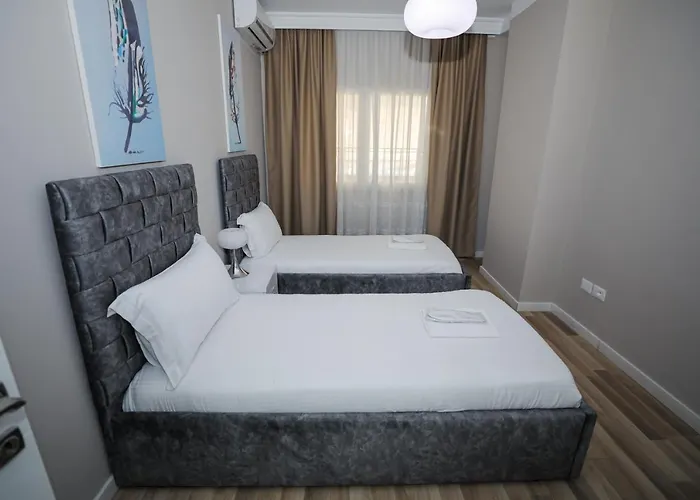 Miku -outstanding At Taiwan Apartmán Tirana